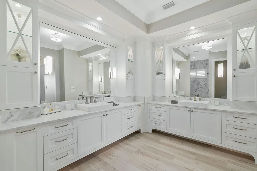 564 Spinnaker Drive Marco Island FL 34145