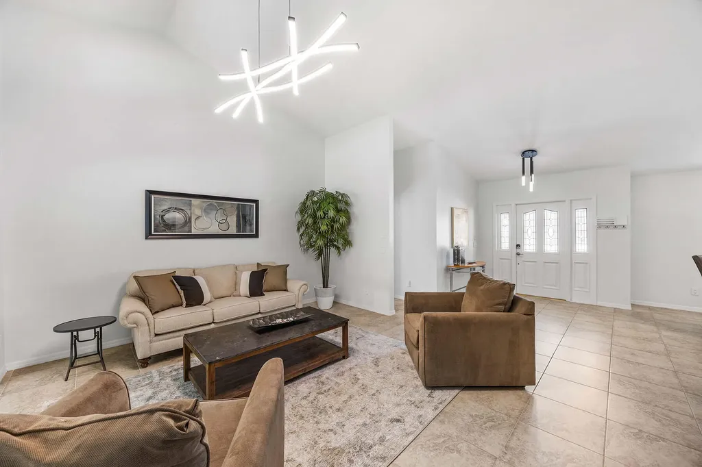 2529 Kings Lake Boulevard Naples FL 34112