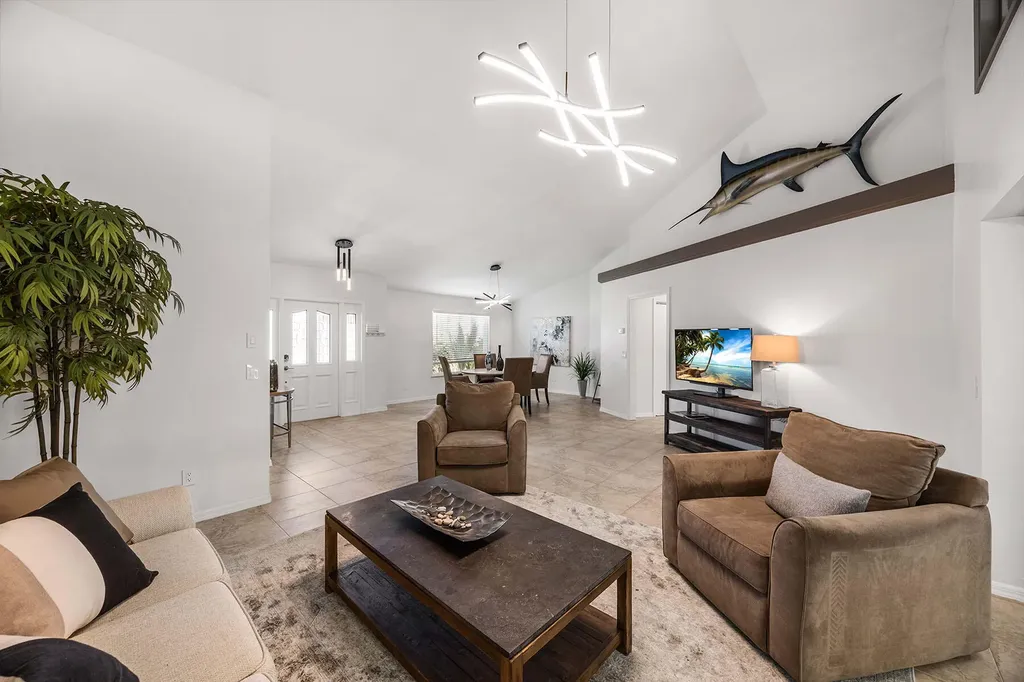 2529 Kings Lake Boulevard Naples FL 34112