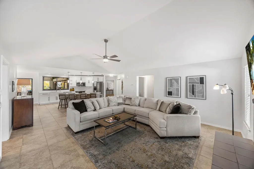 2529 Kings Lake Boulevard Naples FL 34112