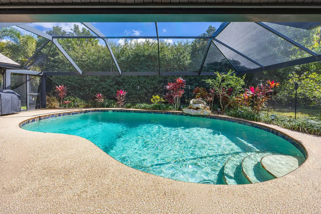 2529 Kings Lake Boulevard Naples FL 34112