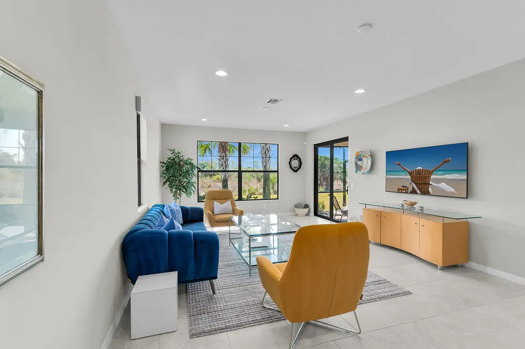 1574 Oceania Drive S Naples FL 34113