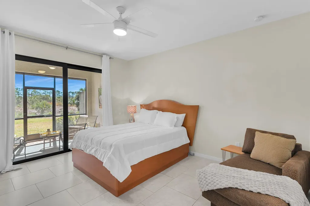 1574 Oceania Drive S Naples FL 34113