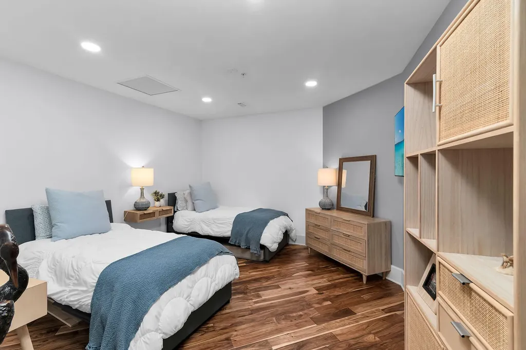 940 Cape Marco Marco Island FL 34145