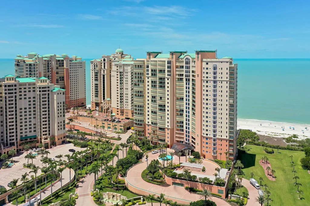 940 Cape Marco Marco Island FL 34145