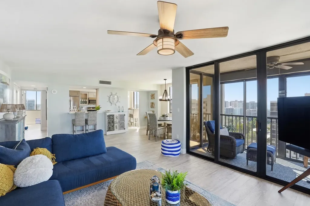 17 Bluebill Avenue Naples FL 34108