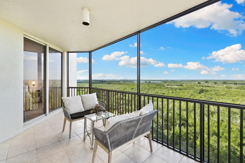 1065 Borghese Naples FL 34114