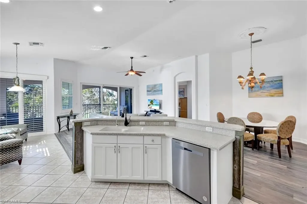 1277 Rialto Way Naples FL 34114