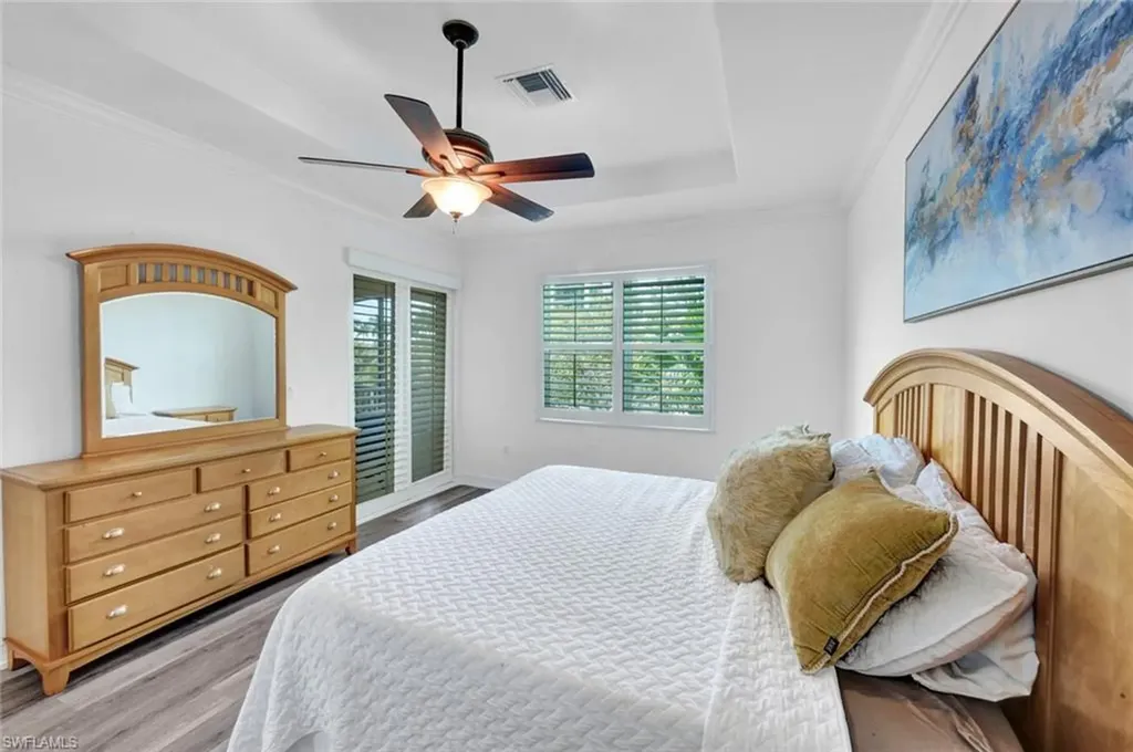 1277 Rialto Way Naples FL 34114