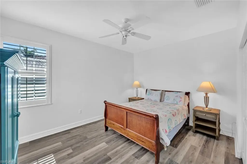 1277 Rialto Way Naples FL 34114