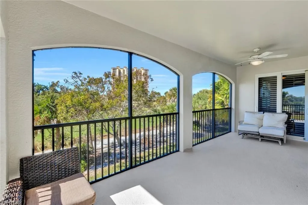 1277 Rialto Way Naples FL 34114