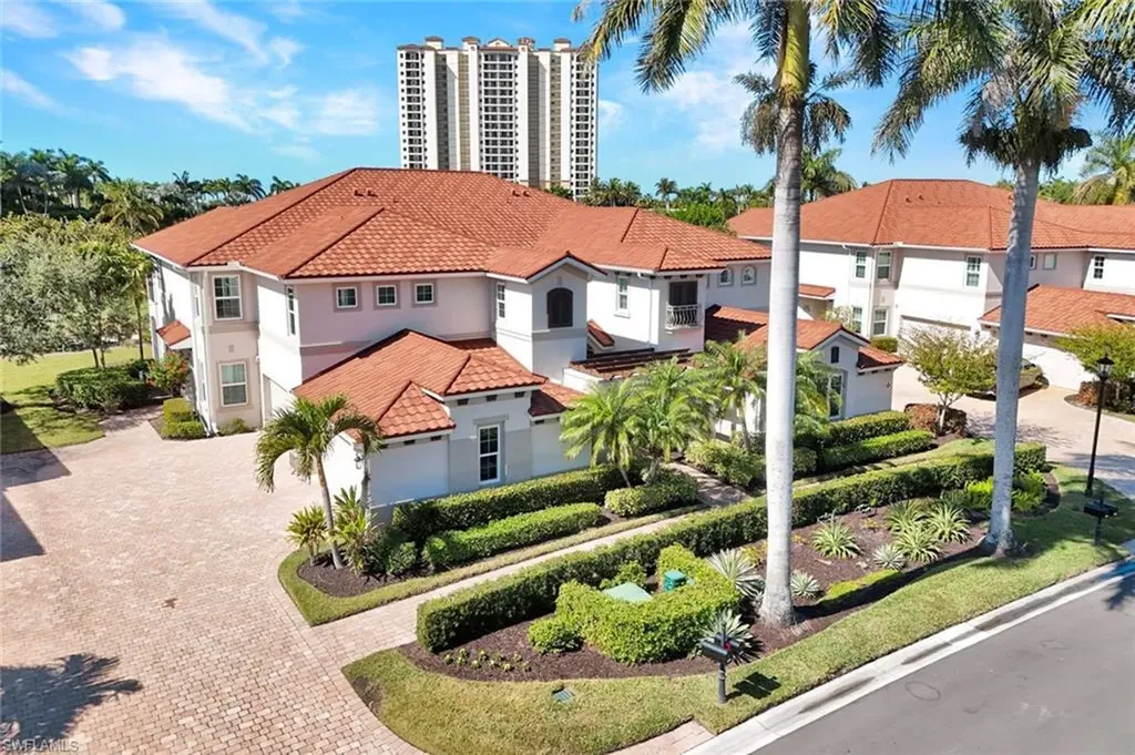 1277 Rialto Way Naples FL 34114