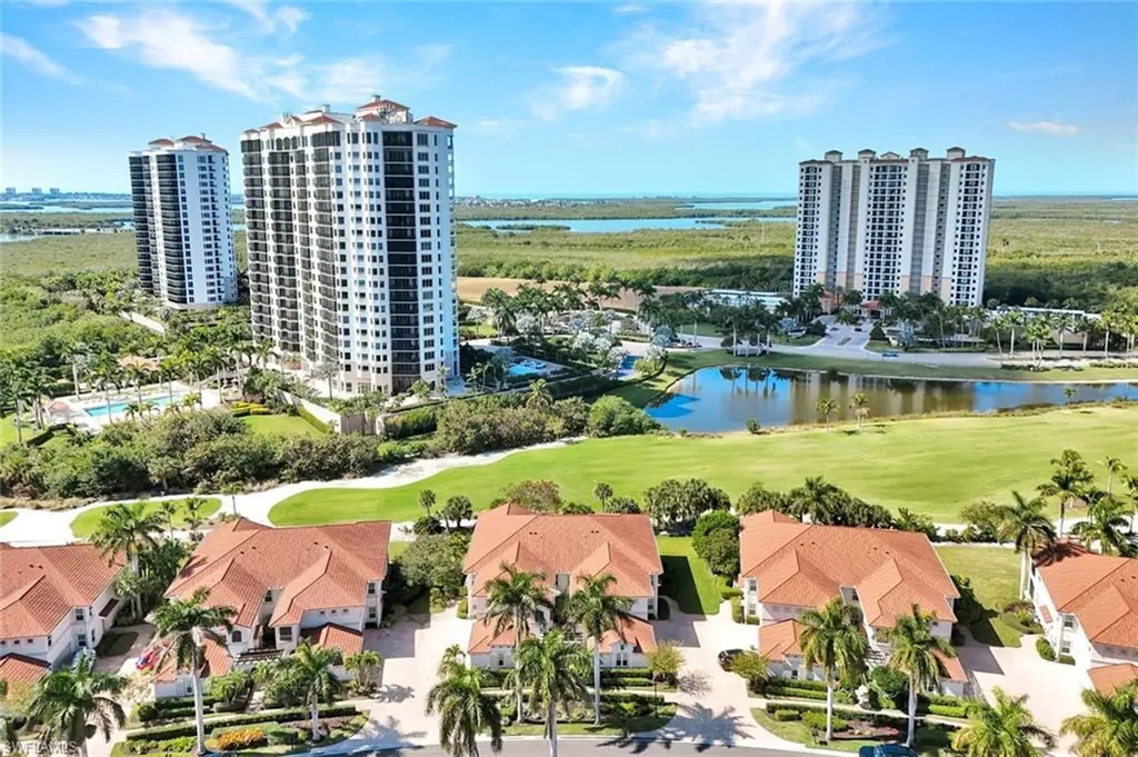 1277 Rialto Way Naples FL 34114