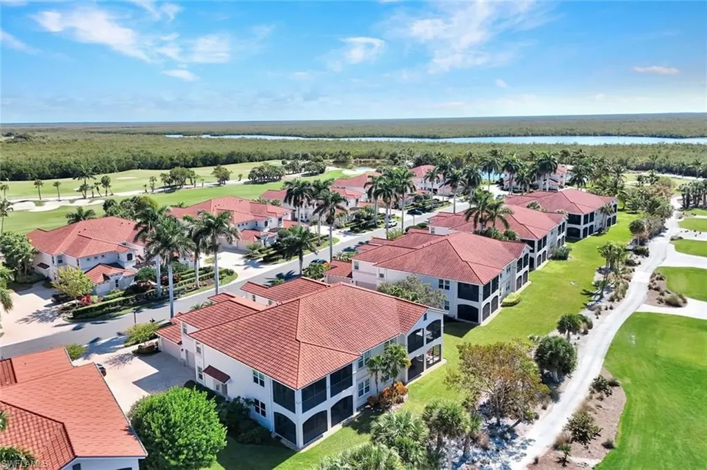 1277 Rialto Way Naples FL 34114