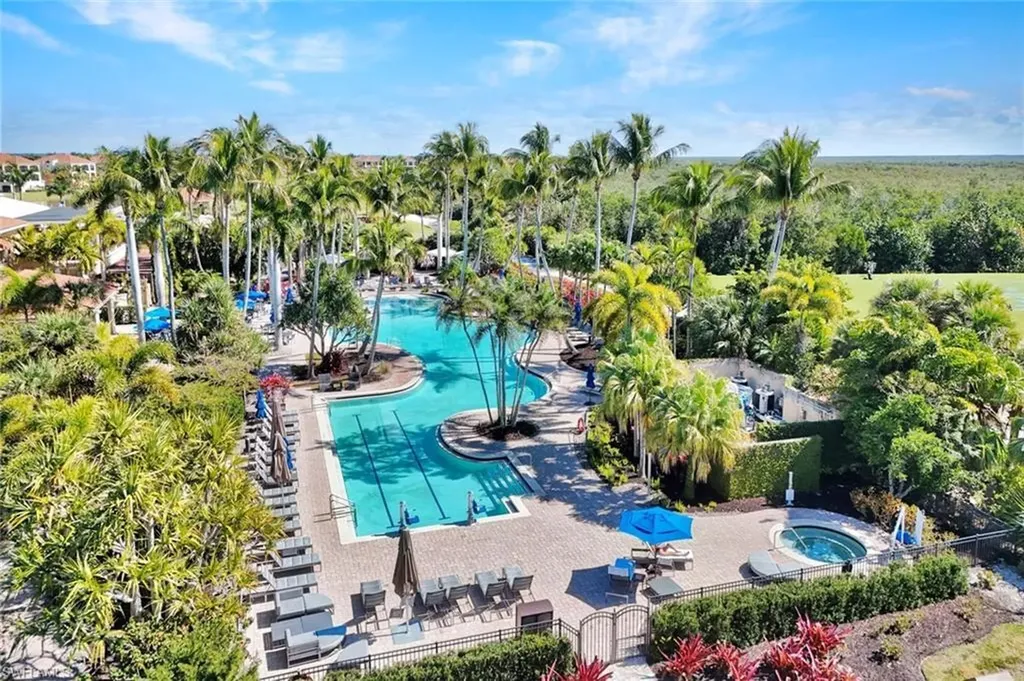 1277 Rialto Way Naples FL 34114