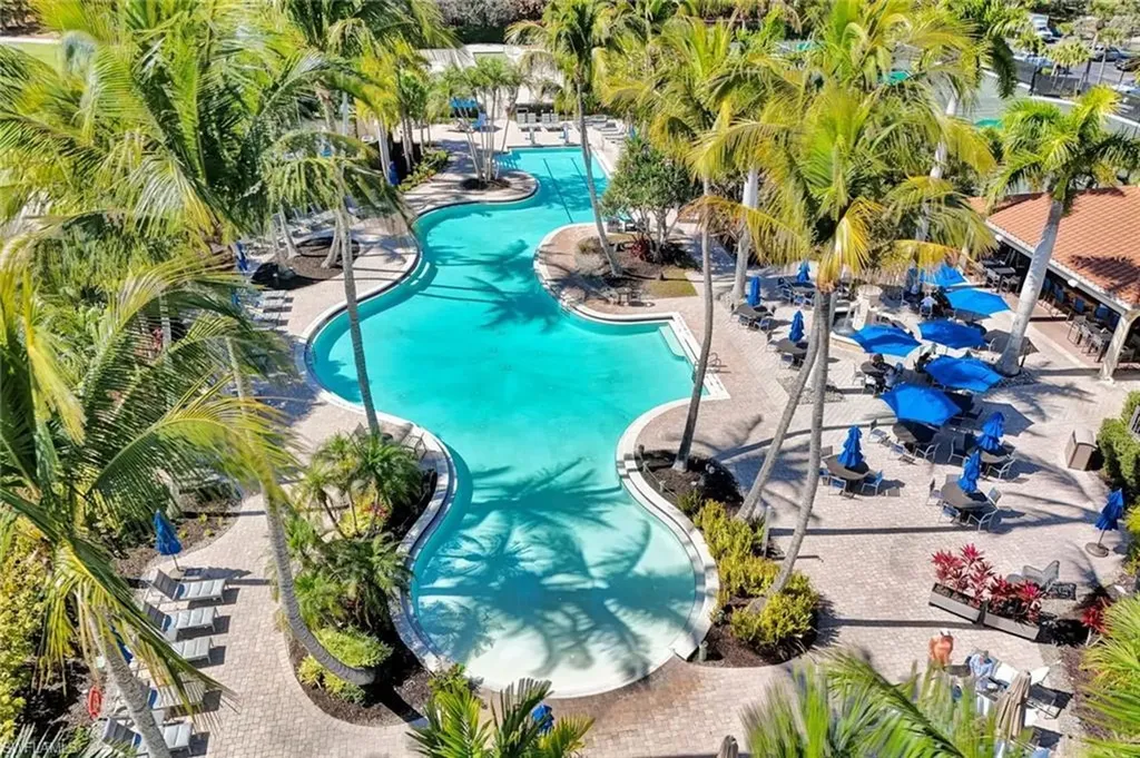 1277 Rialto Way Naples FL 34114