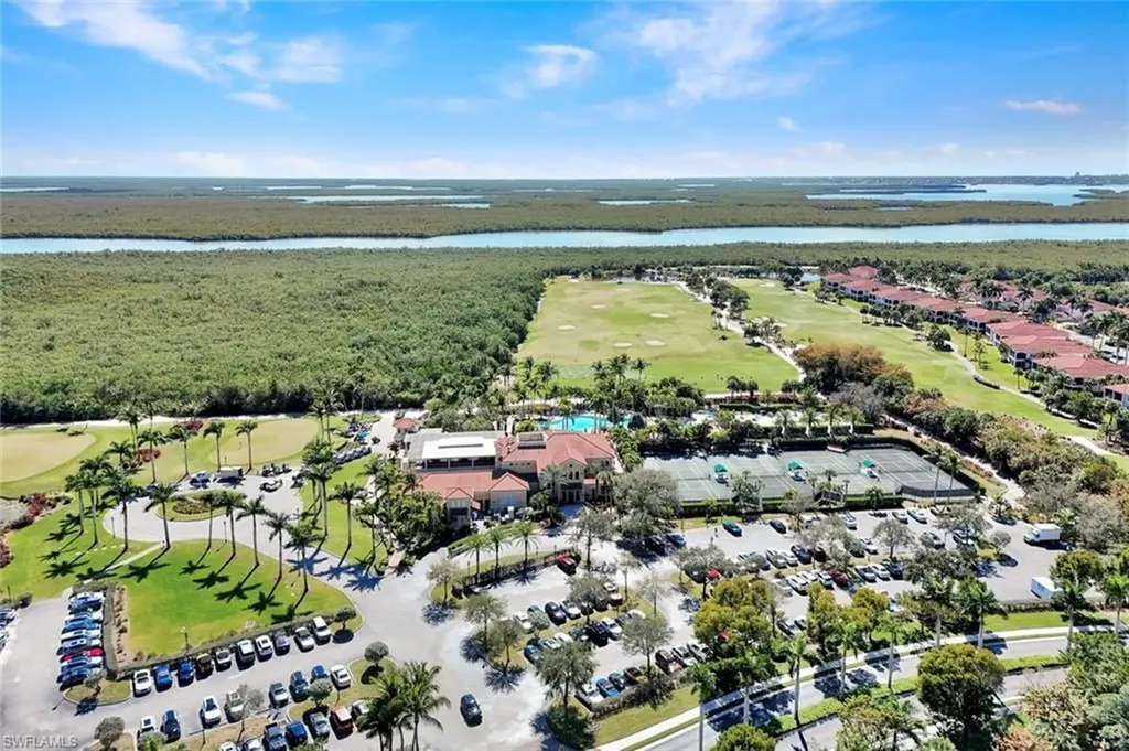 1277 Rialto Way Naples FL 34114