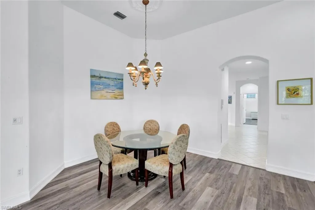 1277 Rialto Way Naples FL 34114