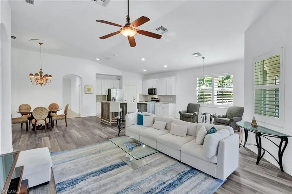 1277 Rialto Way Naples FL 34114