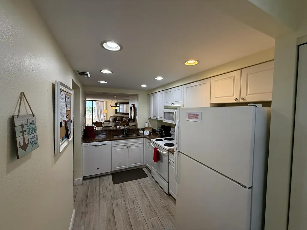 380 Seaview Court Marco Island FL 34145