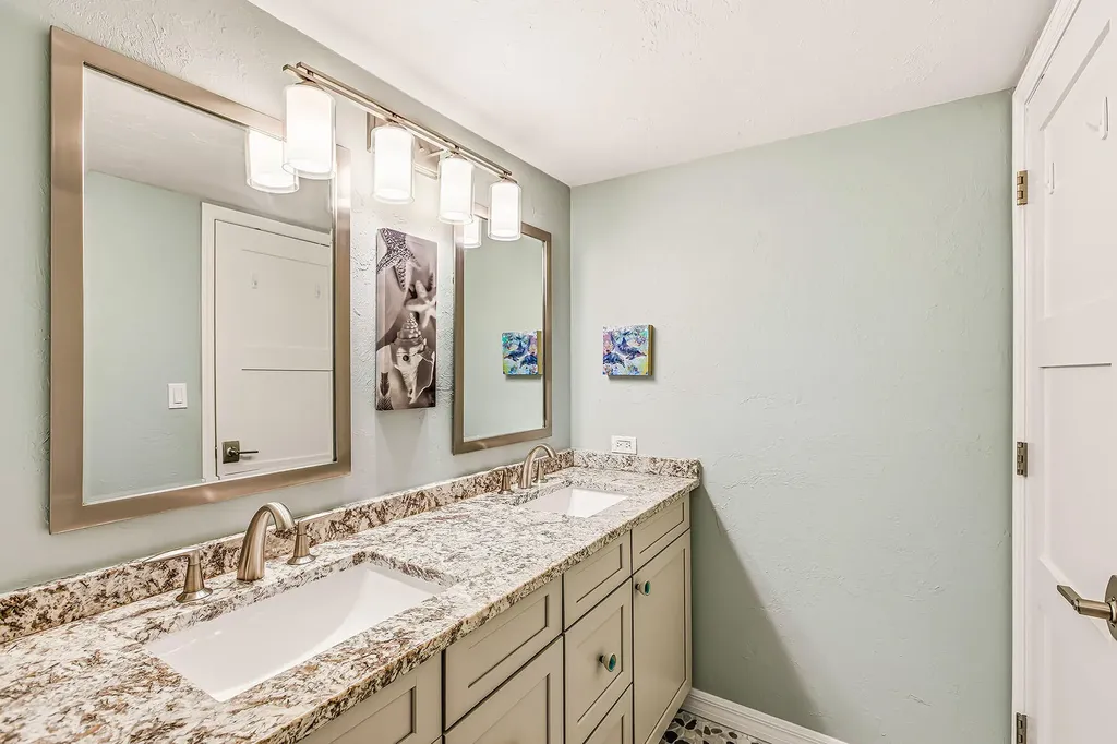 838 W Elkcam Marco Island FL 34145