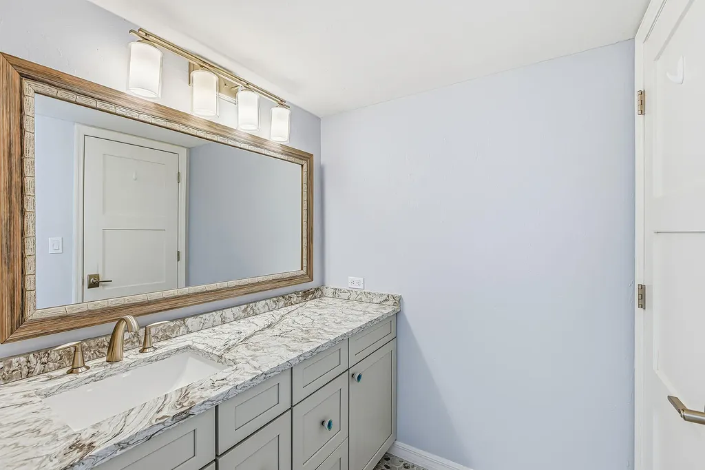 838 W Elkcam Marco Island FL 34145