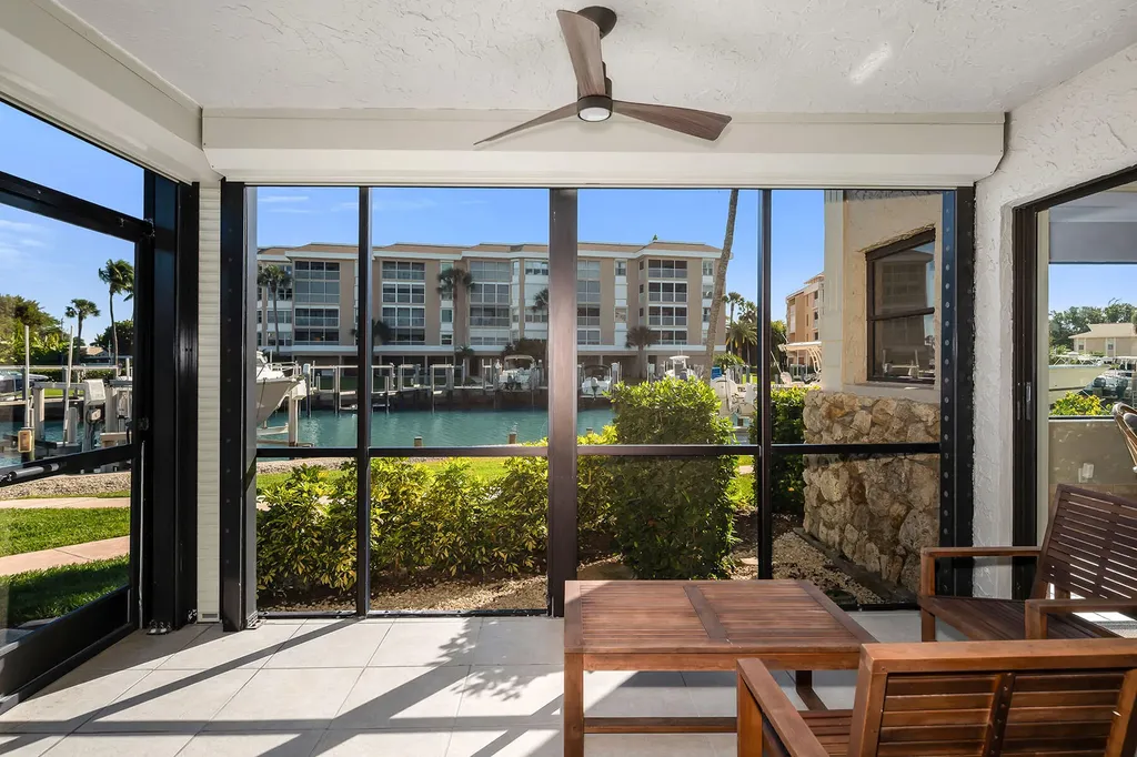 881 Panama Court Marco Island FL 34145