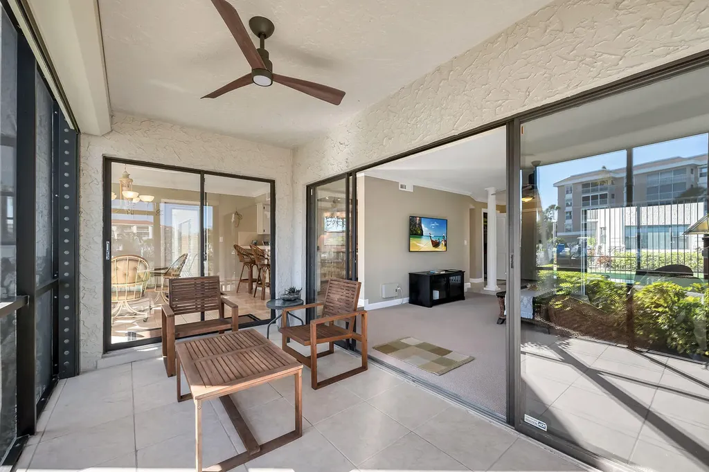 881 Panama Court Marco Island FL 34145