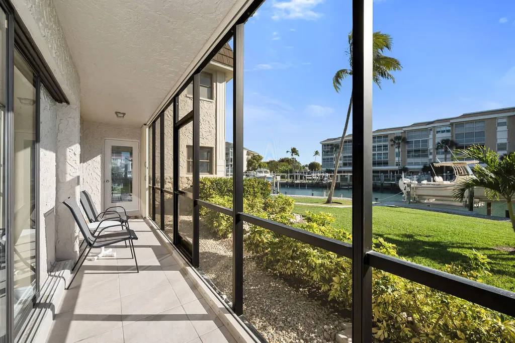 881 Panama Court Marco Island FL 34145