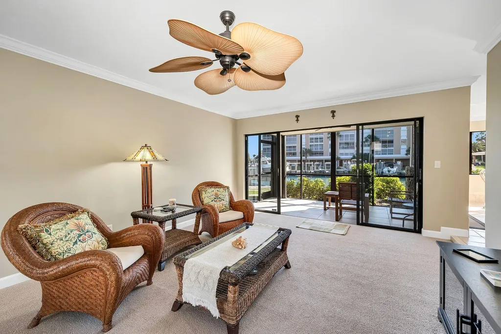 881 Panama Court Marco Island FL 34145