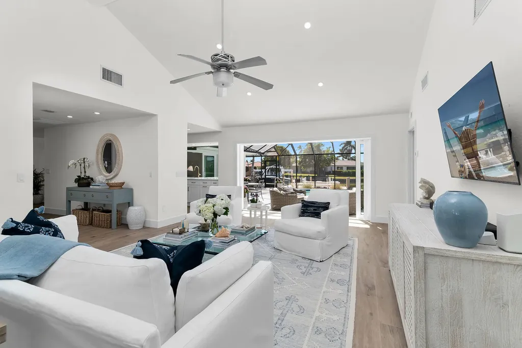 1782 Hummingbird Court Marco Island FL 34145