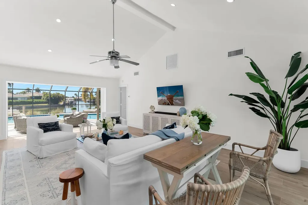 1782 Hummingbird Court Marco Island FL 34145