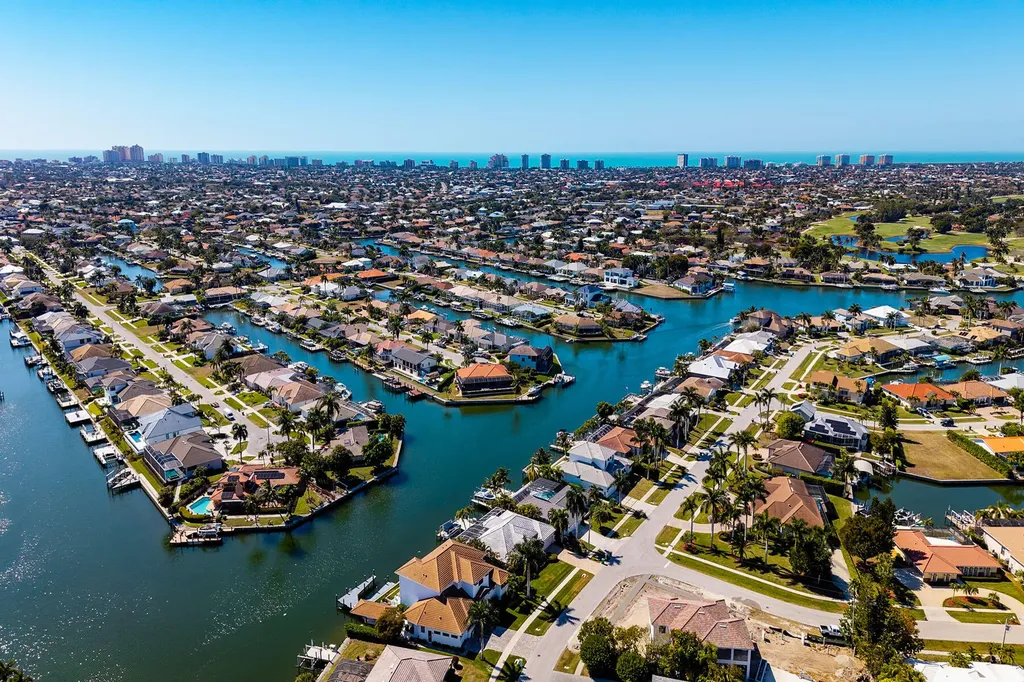 1782 Hummingbird Court Marco Island FL 34145