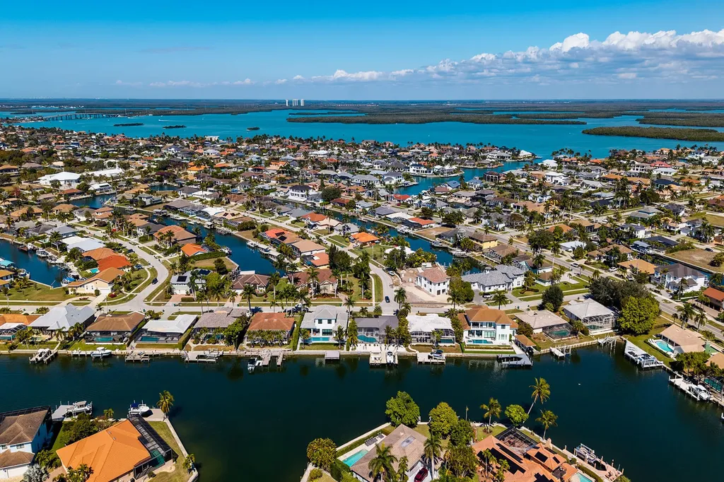 1782 Hummingbird Court Marco Island FL 34145