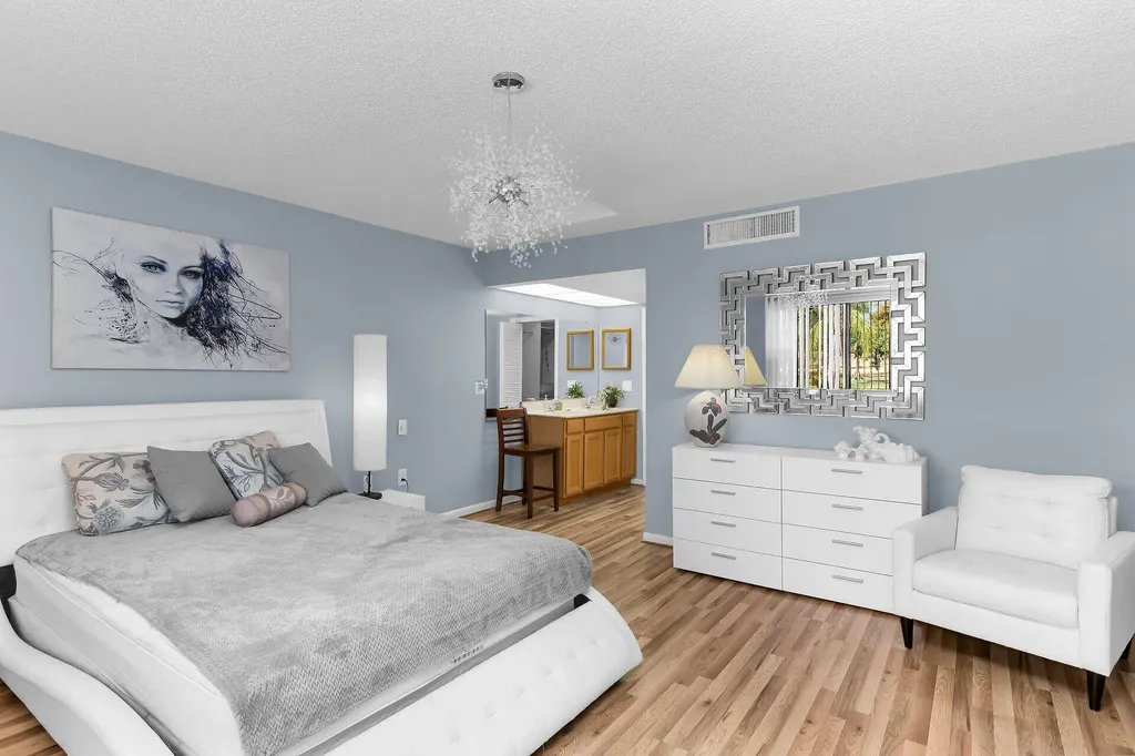 85 Saint Andrews Boulevard Naples FL 34113