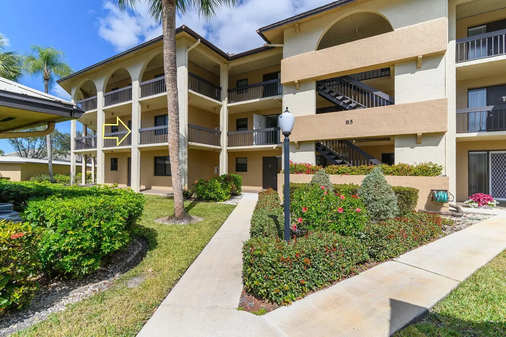 85 Saint Andrews Boulevard Naples FL 34113