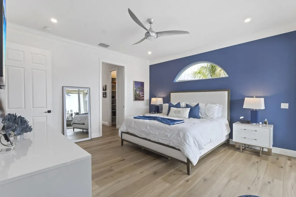 829 Wintergreen Court Marco Island FL 34145