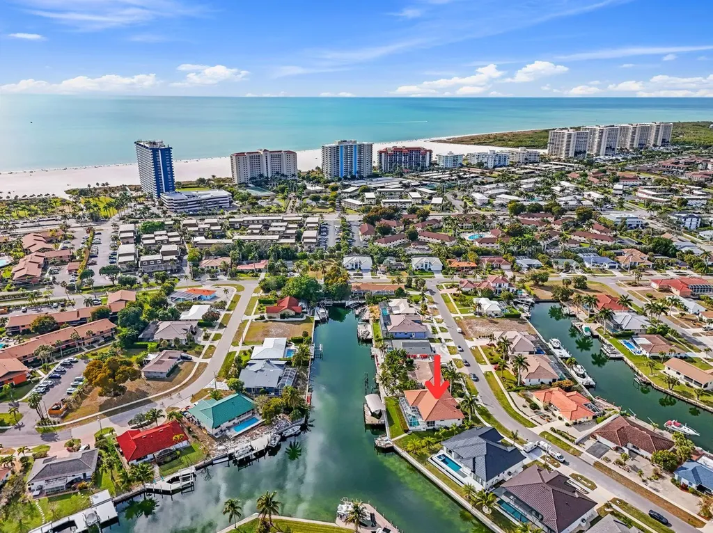 829 Wintergreen Court Marco Island FL 34145