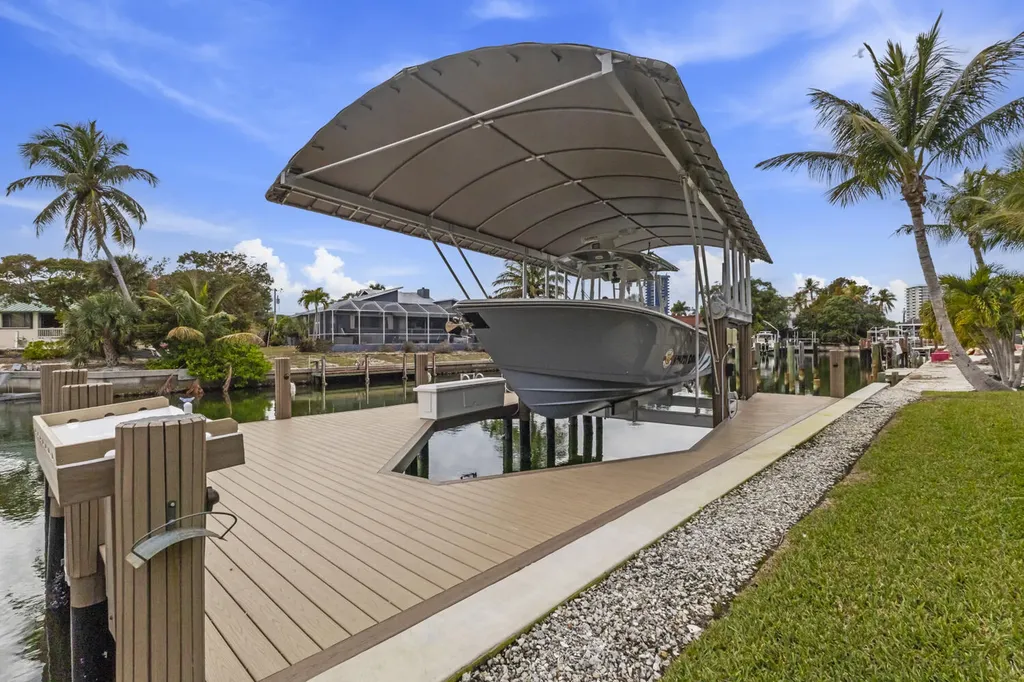 829 Wintergreen Court Marco Island FL 34145