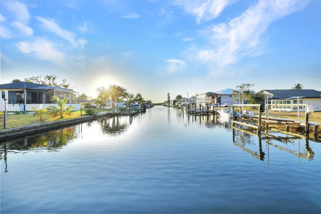 4806 Regal Drive Bonita Springs FL 34134