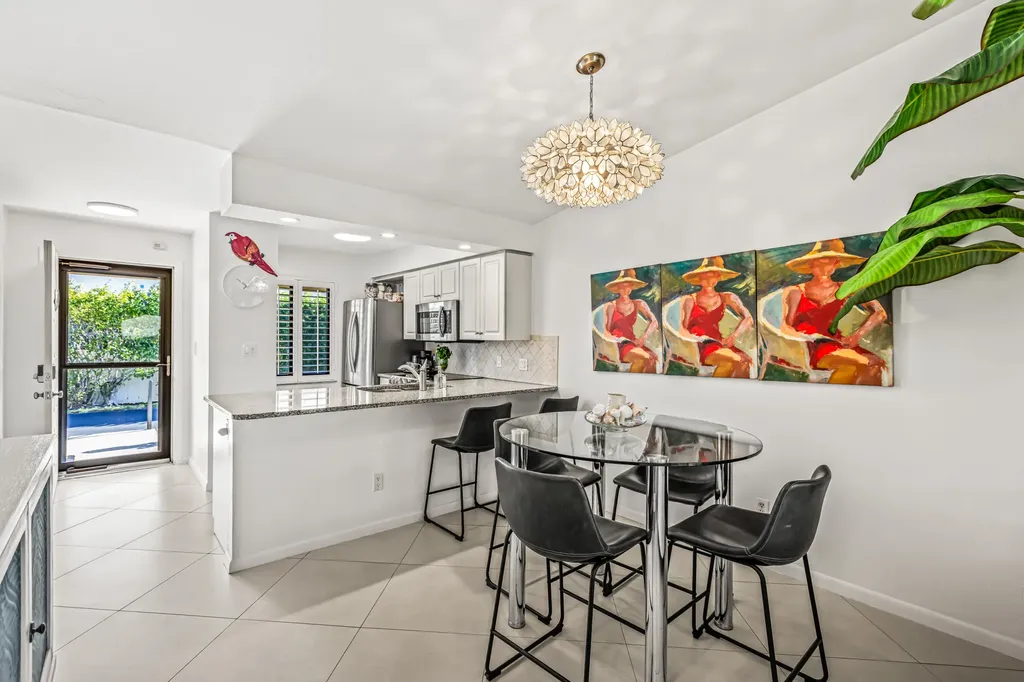 791 W Elkcam Circle Marco Island FL 34145