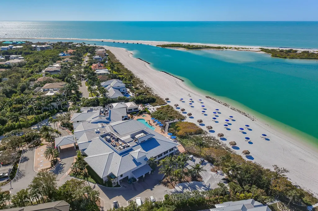 824 Hideaway Circle E Marco Island FL 34145
