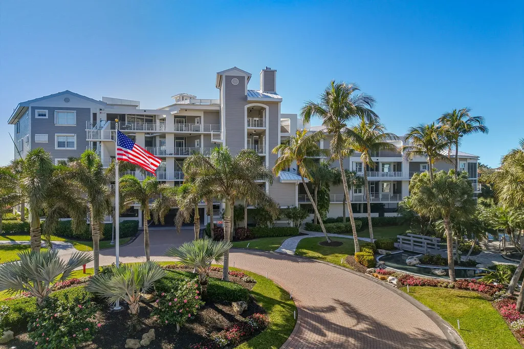 824 Hideaway Circle E Marco Island FL 34145