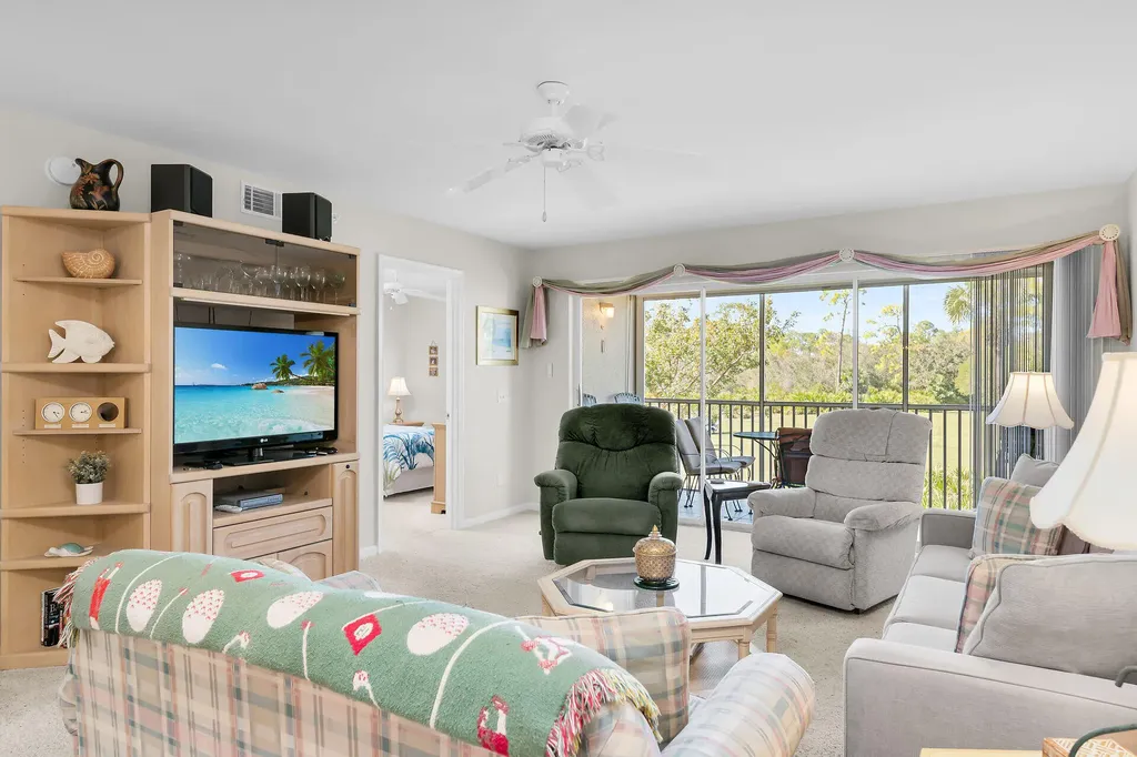 1001 Eastham Way Naples FL 34104