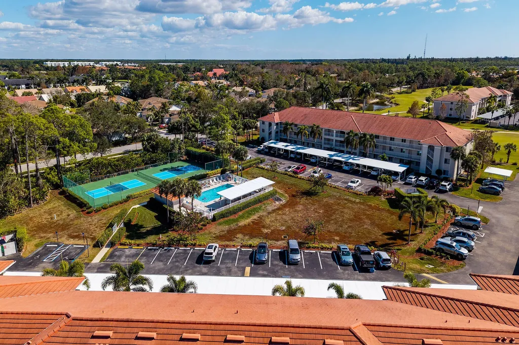 1001 Eastham Way Naples FL 34104