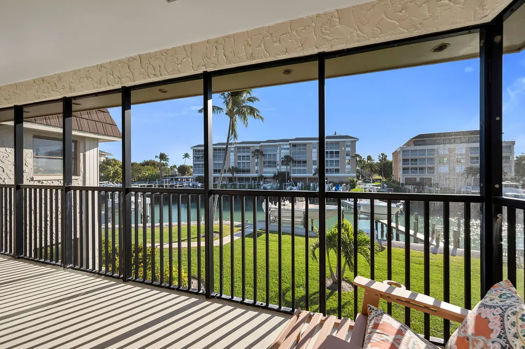 881 Panama Court Marco Island FL 34145