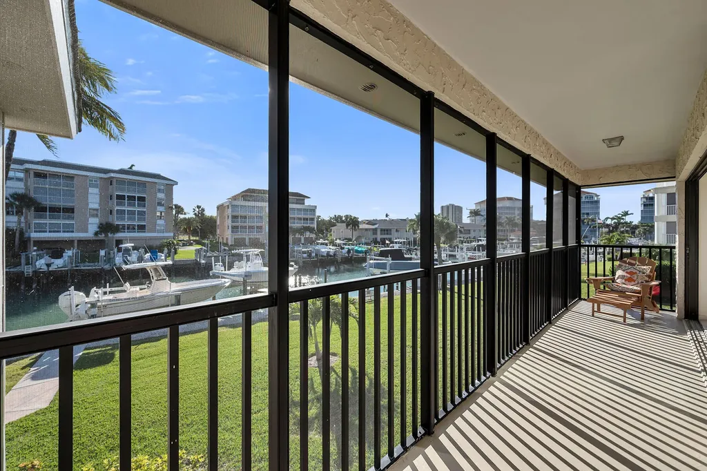 881 Panama Court Marco Island FL 34145