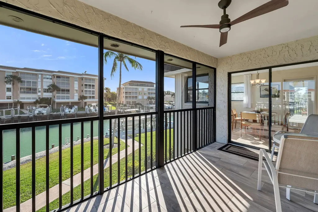 881 Panama Court Marco Island FL 34145