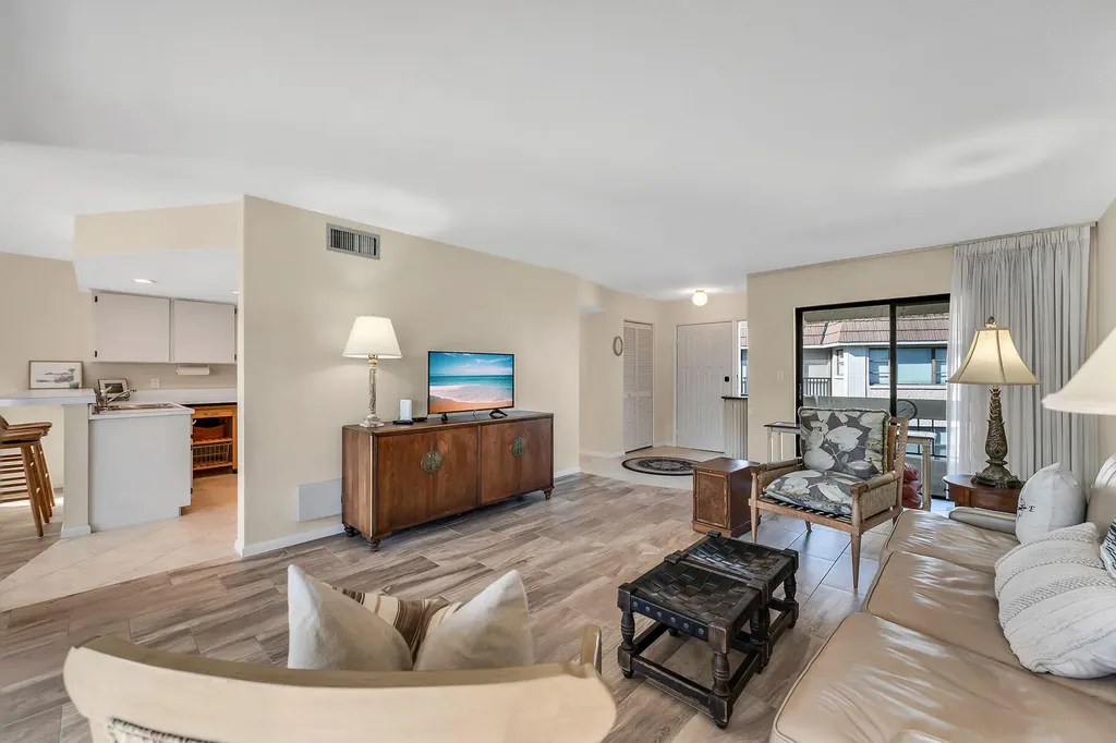 881 Panama Court Marco Island FL 34145