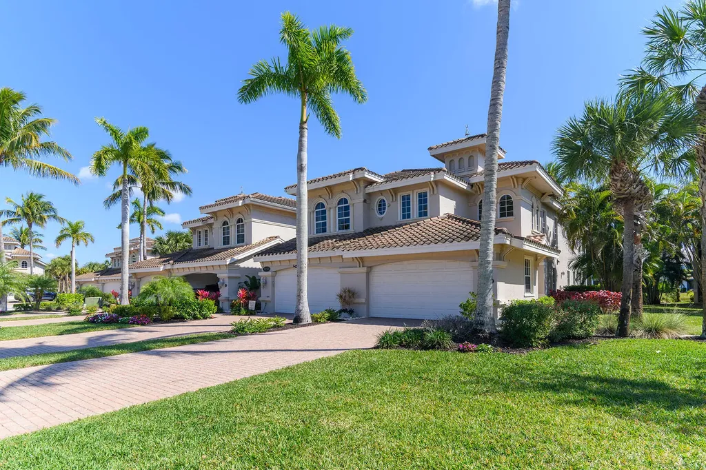 3198 Serenity Court Naples FL 34114